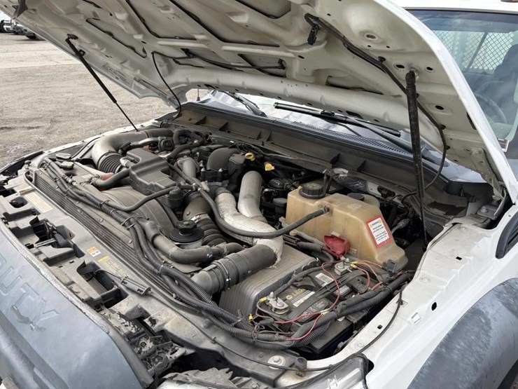 2012-ford-f550-image-6