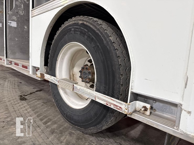 2014-international-durastar-4400-image-30