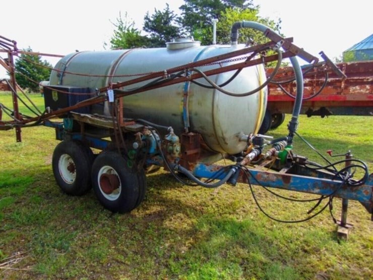 1000-gal.-sprayer-image-1