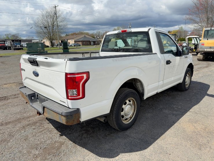 2016-ford-f150-xl-image-5