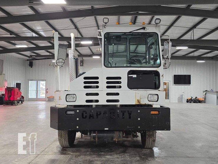 2017-capacity-tj5000-image-7