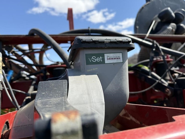 2008-case-ih-1200-image-17