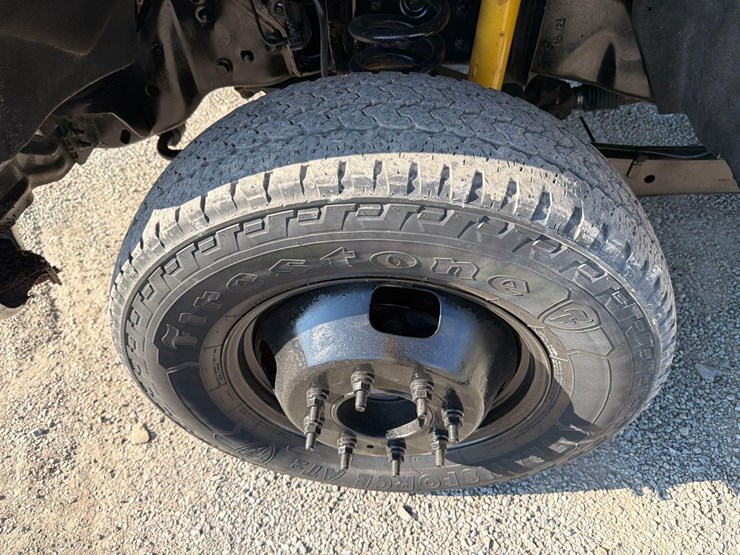 2016-ford-f350-image-11