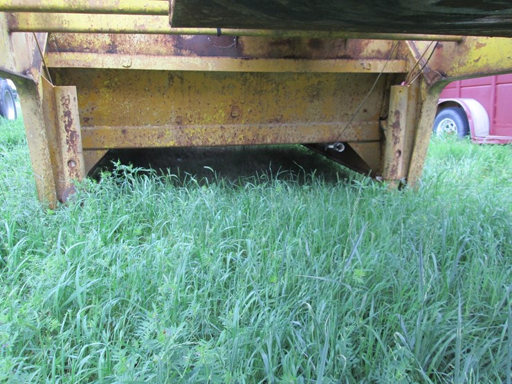 #46170-•-homemade-22'-t/a-steel-fixed-neck-lowboy-trailer-image-22