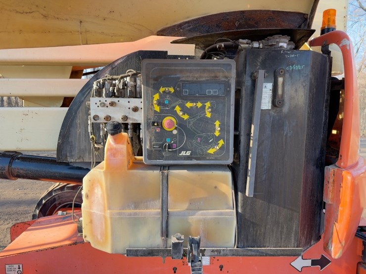 2014-jlg-450aj-image-16