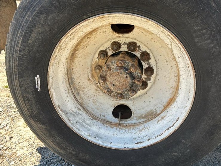 1993-kenworth-t450-image-18