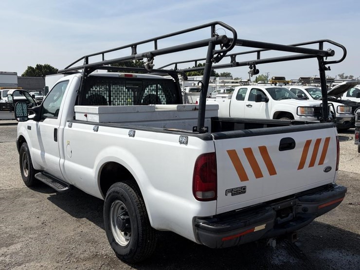 2004-ford-f250-image-4