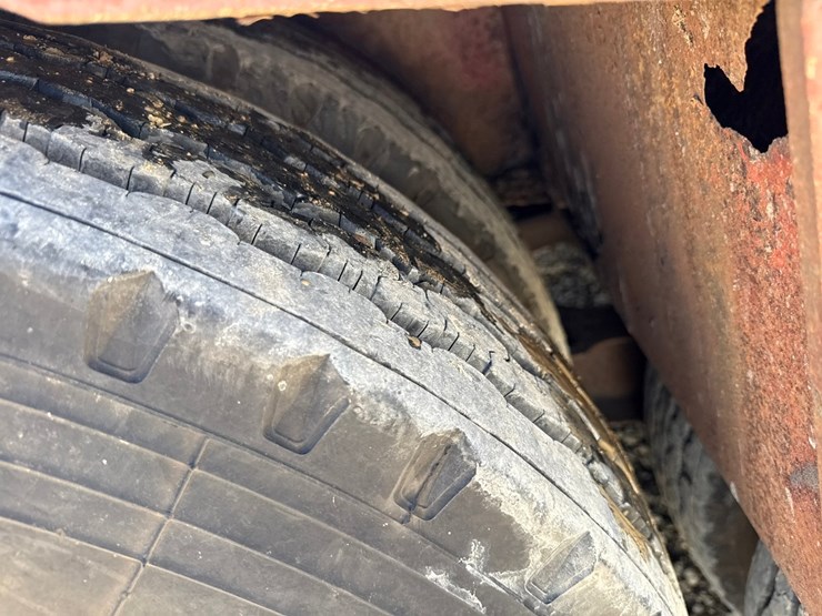 massey-ferguson-8-image-30