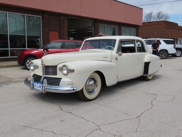 1942-lincoln-continental-coupe-image-7