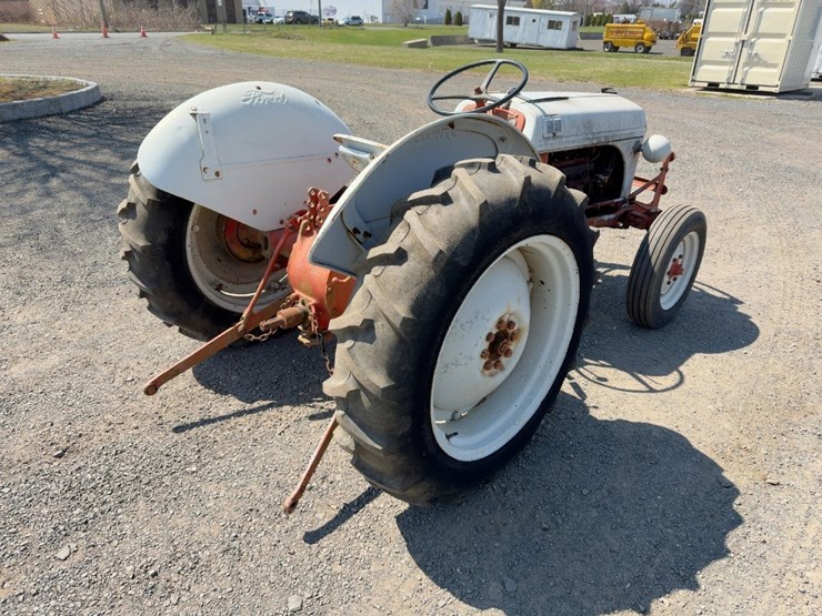 ford-tractor-image-5