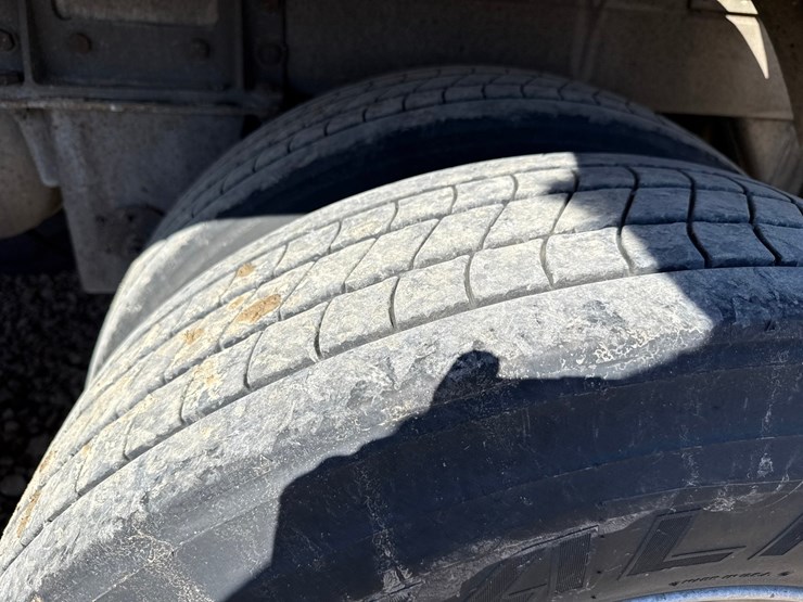 2007-heil-trailer-image-39