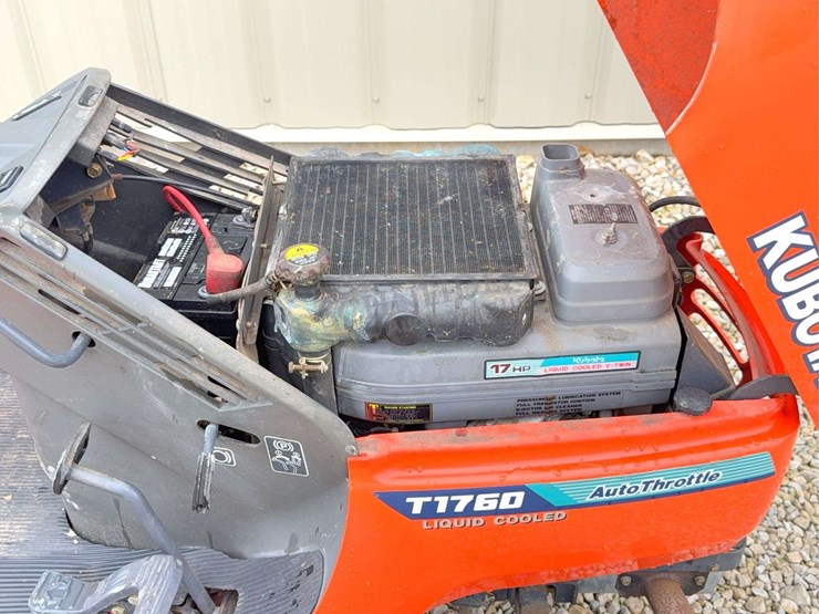 1997-kubota-t1760-image-24