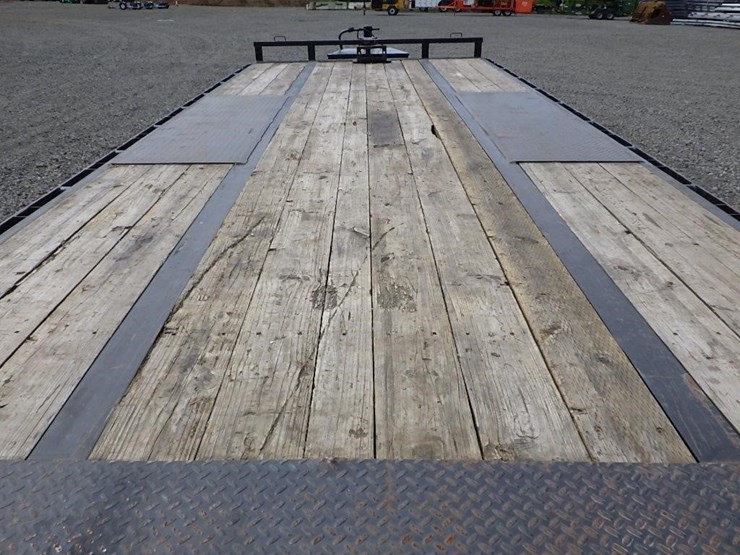 2020-maxey-22-image-9