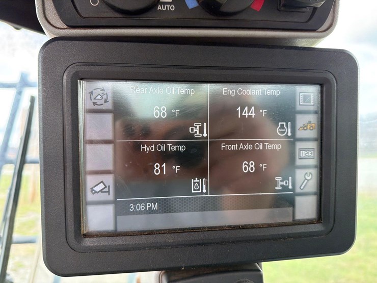 2021-caterpillar-966m-image-22