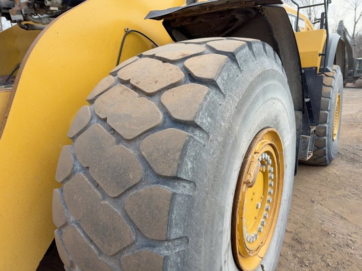 2017-caterpillar-980m-image-15