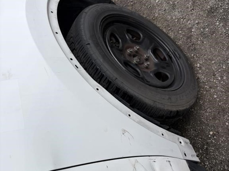 2017-ford-explorer-image-10