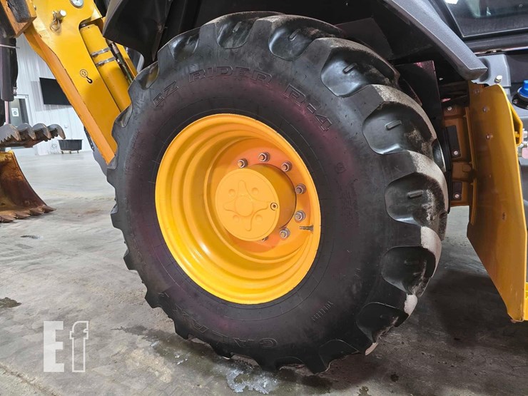 2023-deere-320-p-tier-image-28