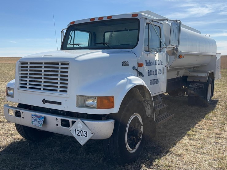 1997-international-4700-image-1