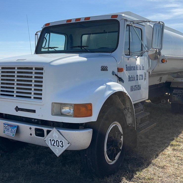 1997 INTERNATIONAL 4700