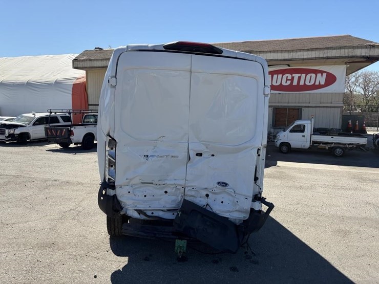 2022-ford-transit-image-5