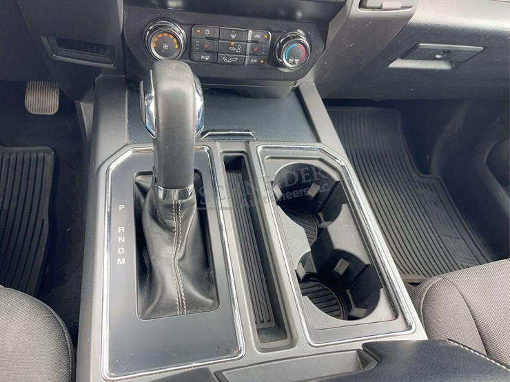 2020-ford-f150-image-39