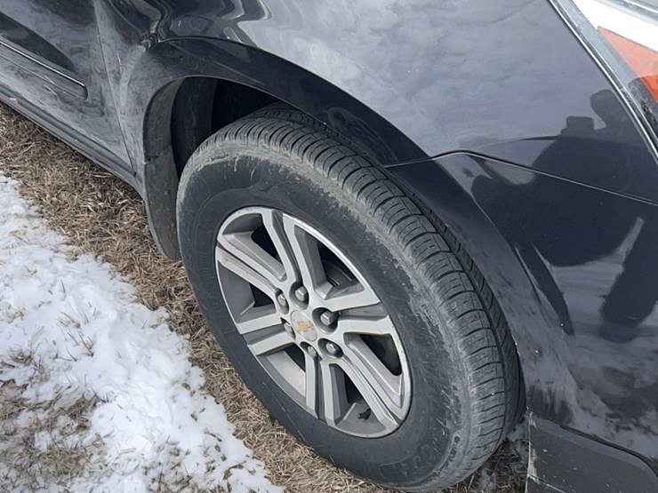 2017-chevrolet-traverse-image-25