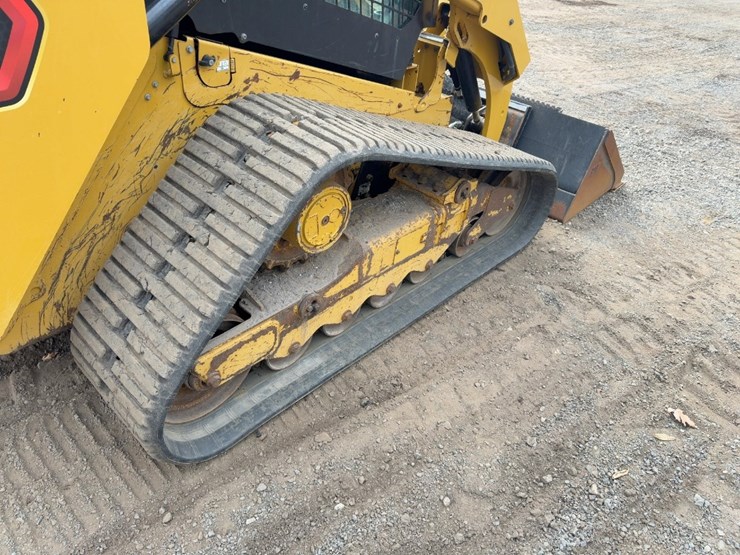 2021-caterpillar-289d3-image-14