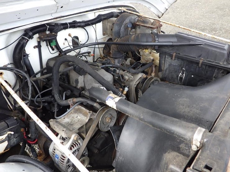 1992-jeep-wrangler-image-14