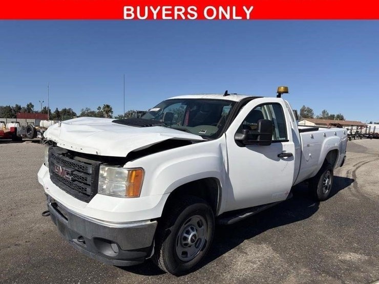 2012-gmc-sierra-2500-image-1