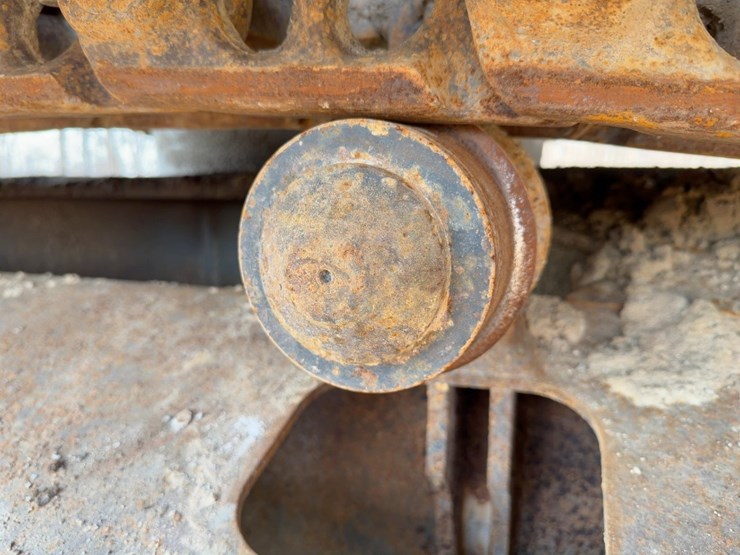 2009-komatsu-pc228us-lc-3e0-image-26