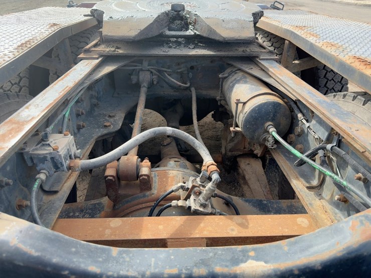 1987-ford-l9000-image-17