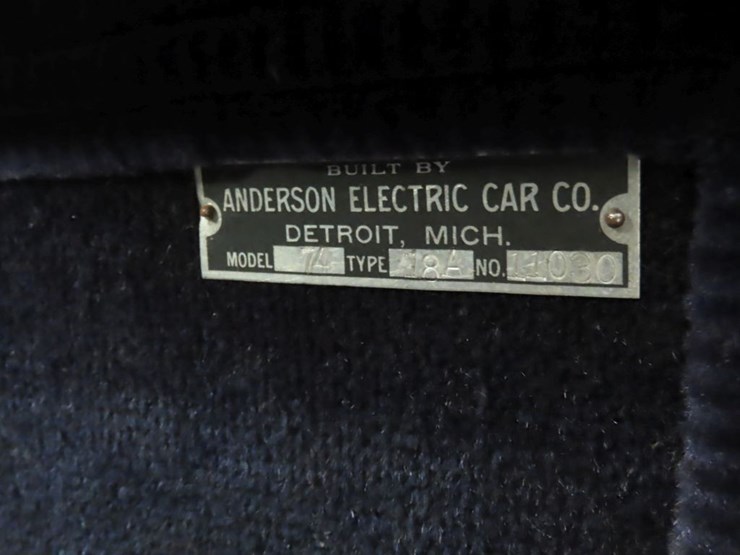 1918-detroit-model-74-brougham-electric-car-image-9