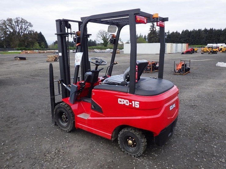 2026-sdlool-d-15-electric-forklift-image-2