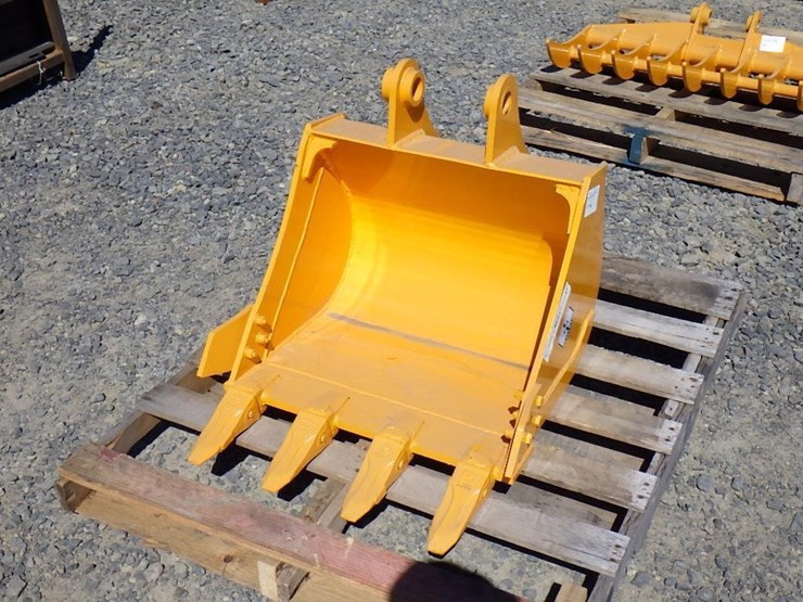 caterpillar-305-image-1