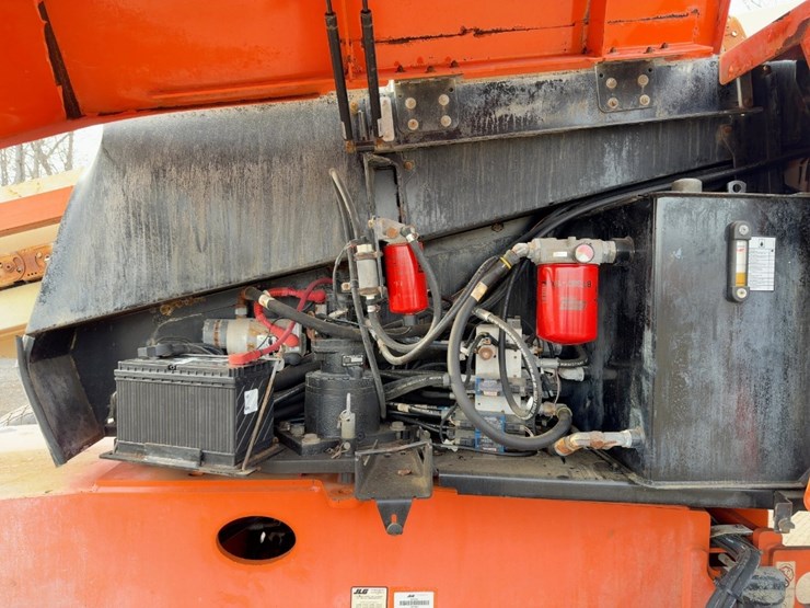 2015-jlg-600s-image-14