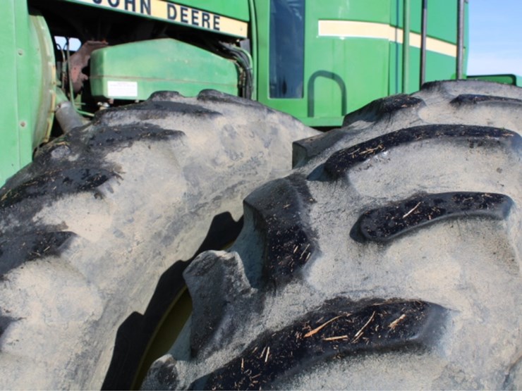 john-deere-8440-image-17