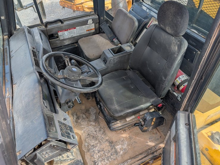 2008-komatsu-hm400-2-image-6