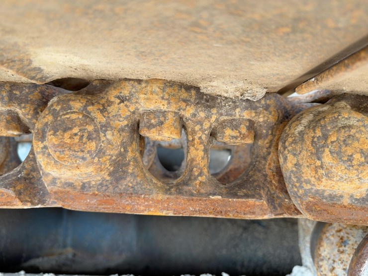 2009-komatsu-pc228us-lc-3e0-image-28