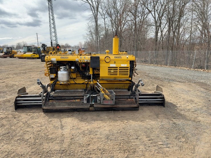 2005-gehl-1648-image-19