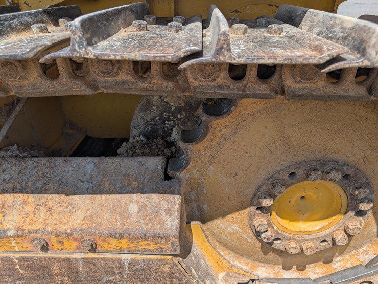 deere-650k-xlt-image-7