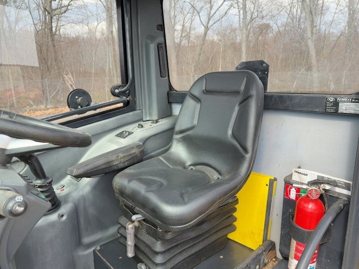 2017-yanmar-v8-image-23