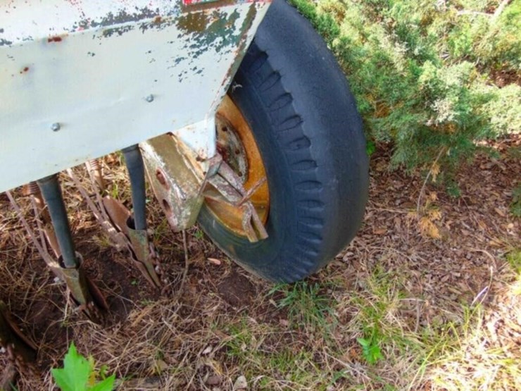 oliver-double-drill-with-hitch-image-6