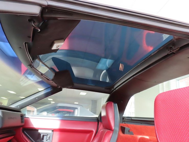 1985-chevrolet-corvette-image-23