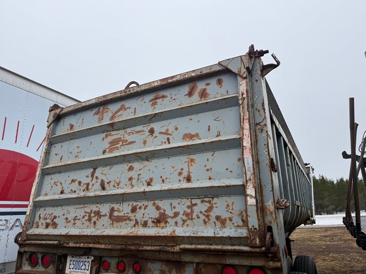 #1130-•-26'-end-dump-semi-trailer-image-21