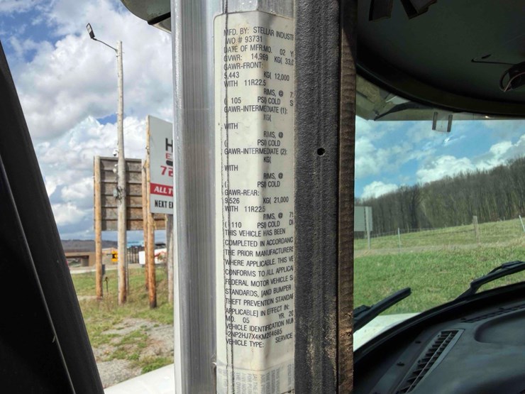 2019-peterbilt-337-image-38