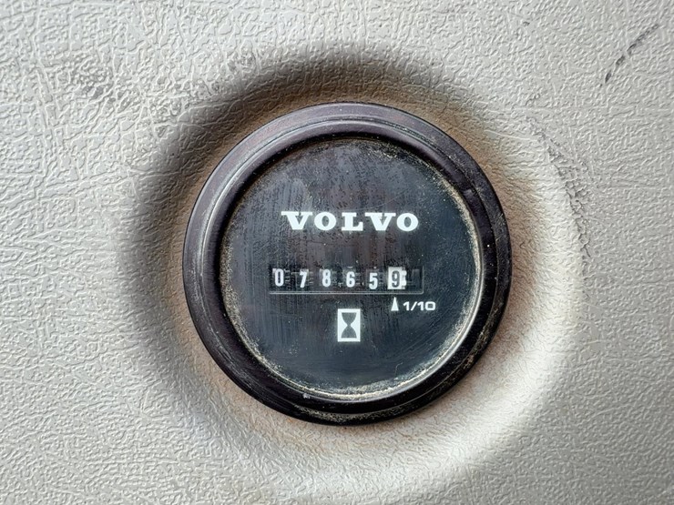 2014-volvo-ecr58d-image-31