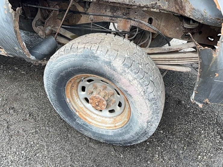 2002-ford-f350-image-8