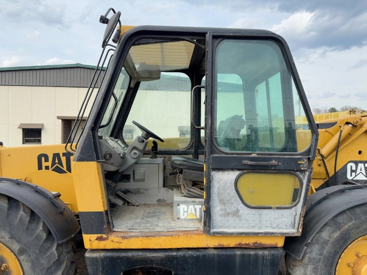 1996-caterpillar-th83-image-14