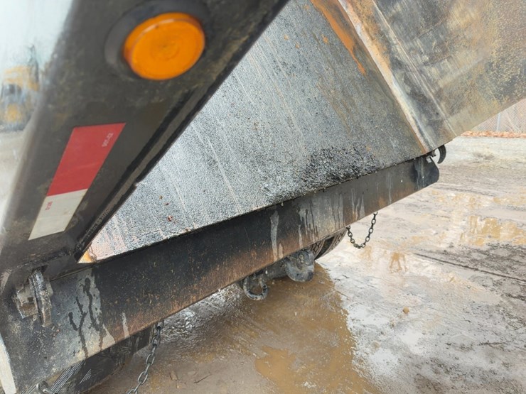 2005-kenworth-t300-image-22