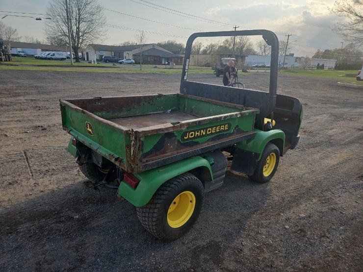 john-deere-progator-2030-image-5